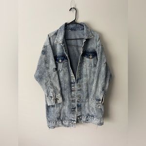 🔵Vintage Distressed Jean Jacket